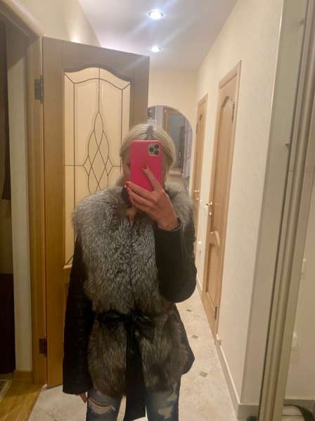 Женская куртка-трансформер из натуральной кожи с ремнём в Москве фото 8