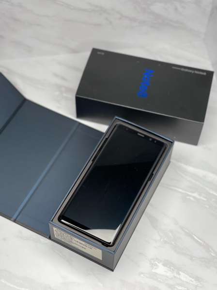 Телефон Samsung Galaxy Note 8