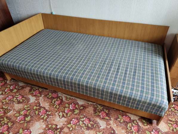 Отдам тахту в 