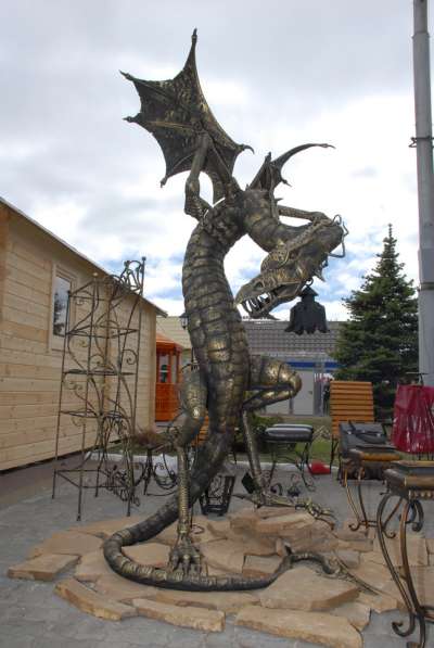 Скульптуры драконов из металла в Краснодаре фото 5