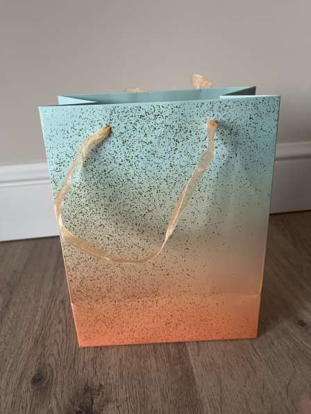 Пакеты подарочные