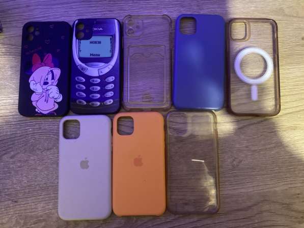 Чехлы на iphone 11