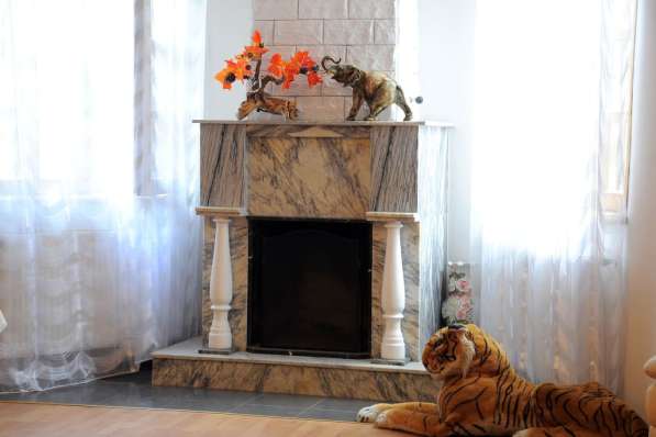 Тбилиси-посуточно 4 комнатная квартирa пр. Руставели в фото 21