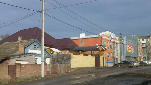 Жилой дом с земельным участком в самом центре г. Сальска РО