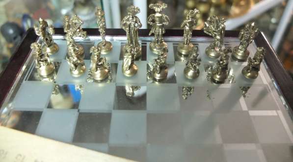 Шахматы оловянные, серебряного и золотого цвета, с доской ​​ в Ставрополе фото 6