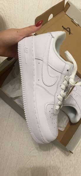 Кроссовки NIKE AIR FORCE 1’07 WHITE в Санкт-Петербурге фото 5