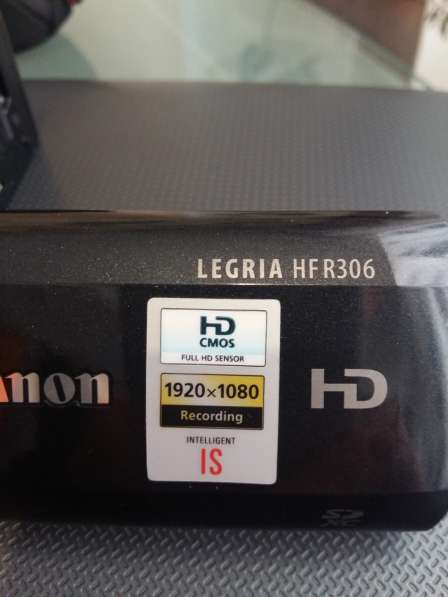 Камера Canon Legria HF R306 в фото 10