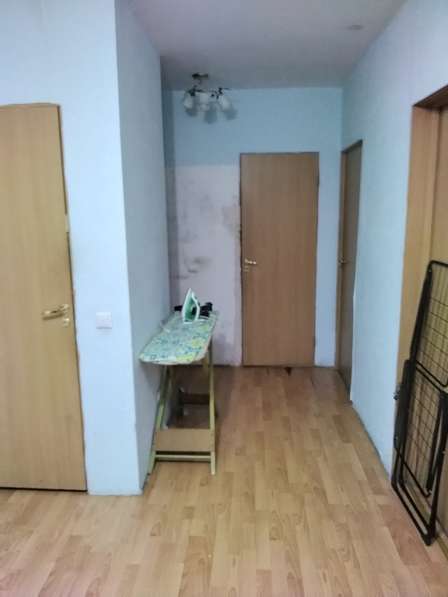 Продается пятикомнатная квартира на первом этаже в Санкт-Петербурге