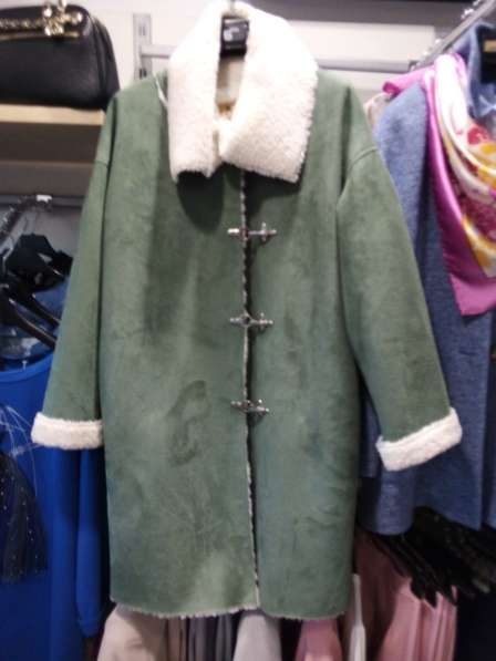 Продается пальто, жилет, куртка Италия р.52/54 в Санкт-Петербурге фото 3