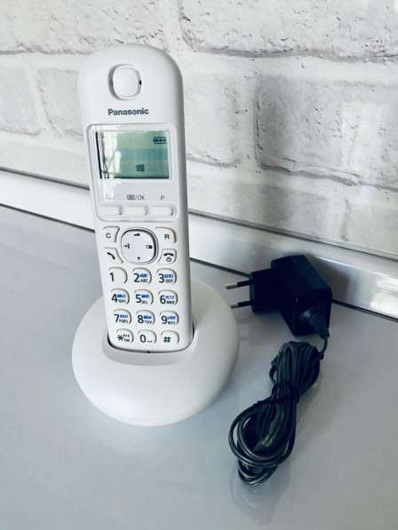 Телефон Panasonic KX-TGB210RUF в Москве