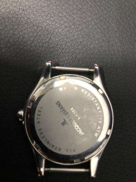 Продам женские часы jacques lemans 1-1384 редкой модели в Москве