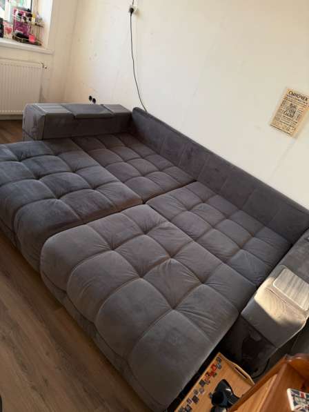 Продается диван(цвет серый)
