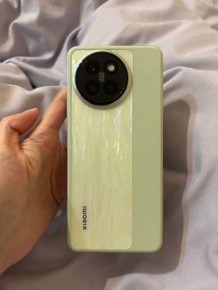 Xiaomi civi4 pro