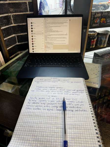 Macbook Air 13 m2 2022 идеально в Жуковском фото 3