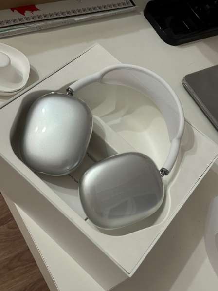 Наушники apple air pods max белые в Москве фото 3