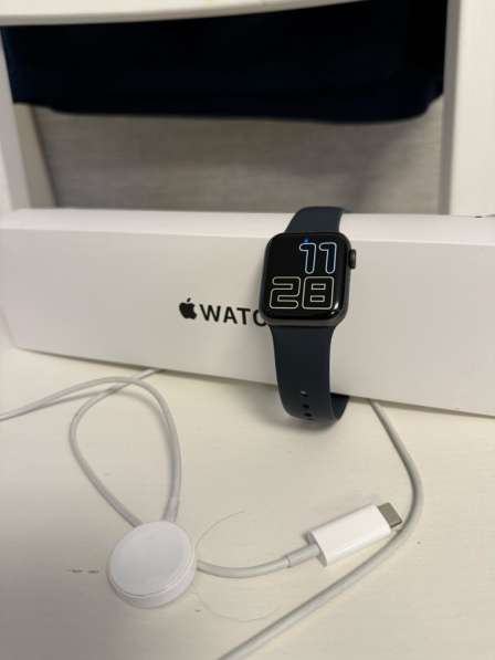 Apple Watch SE 40 mm синие
