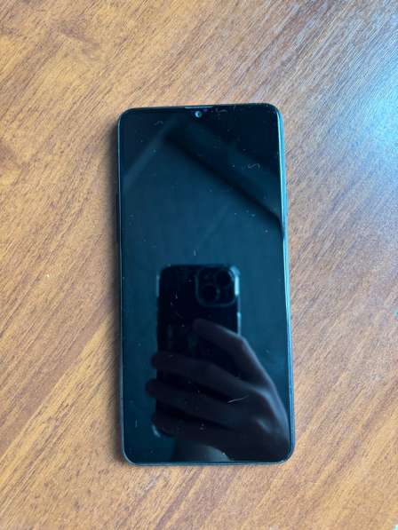 Samsung Galaxy A20s черный на 32гб