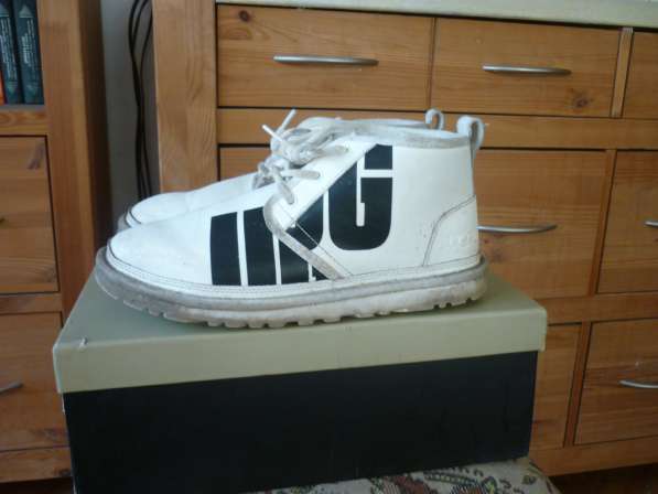 Кроссовки зимние