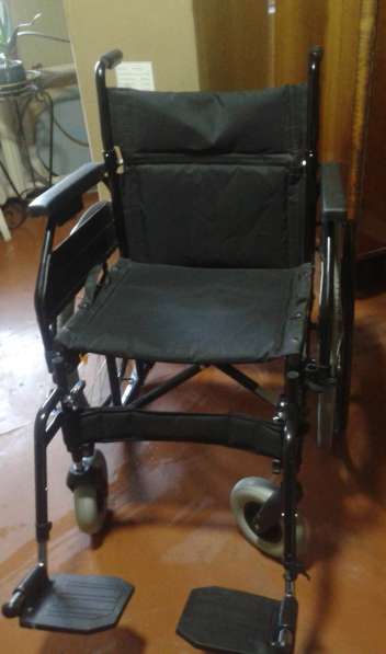 Продам кресло-коляску д/инвалидов Ortonica Olvia10.Привезу в Таганроге фото 3