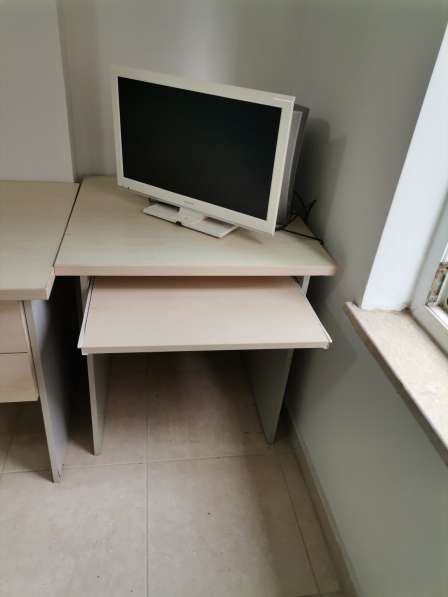 Компьютерный стол в фото 3