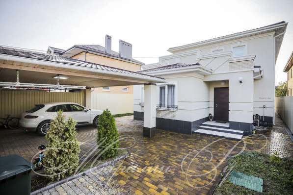 Продам коттедж в Ростов-на-Дону.Жилая площадь 165 кв.м.