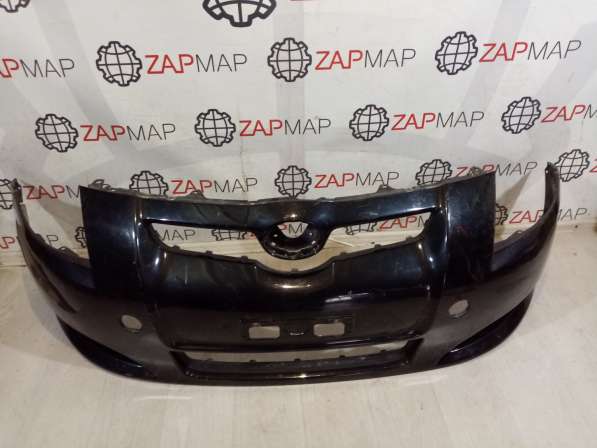 Бампер Toyota Auris E150 в 