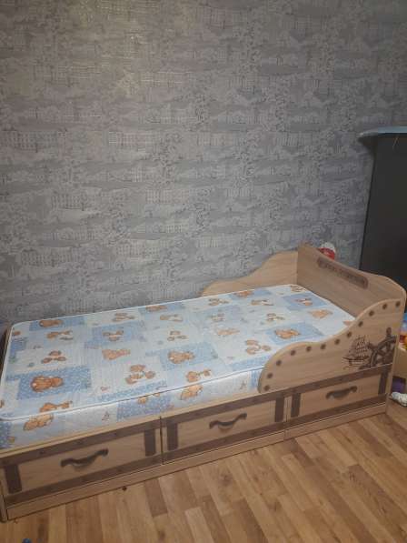 Продаётся детская кровать с матрасом в Малоярославце фото 3