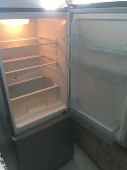 Продам холодильник Samsung RL24DCAS1/XEK в фото 4
