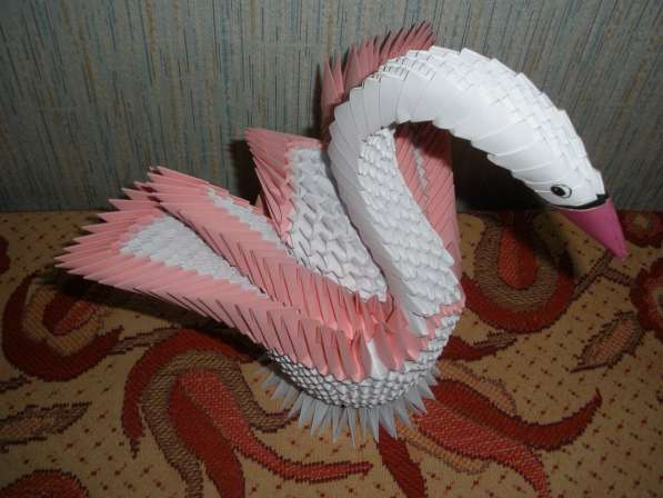Лебедь. Модульное 3D оригами в Москве
