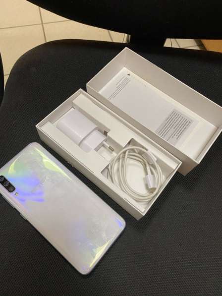 Samsung Galaxy A70 128gb в Санкт-Петербурге