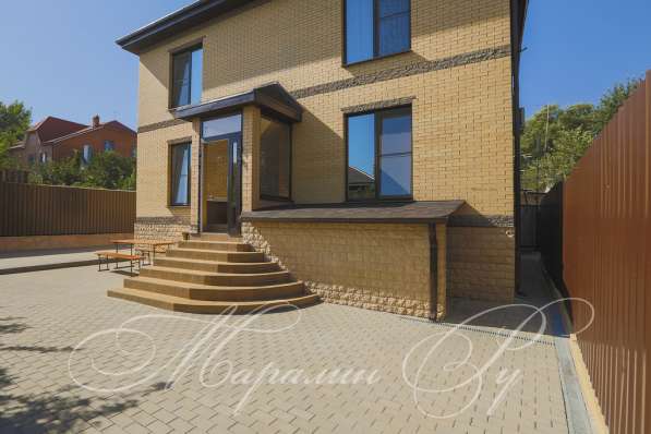 Продам коттедж в Ростов-на-Дону.Жилая площадь 210 кв.м. в Ростове-на-Дону