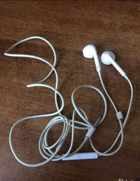 Наушники Apple EarPods (3.5 mm)