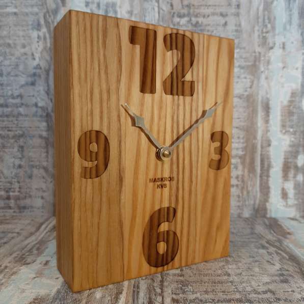 Часы настольные в Санкт-Петербурге фото 5