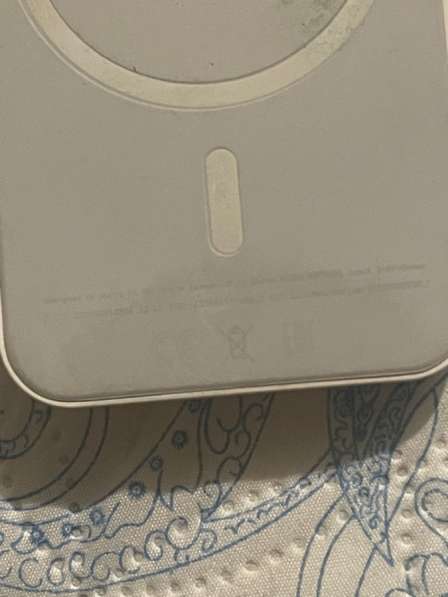 Apple power bank в Москве фото 3