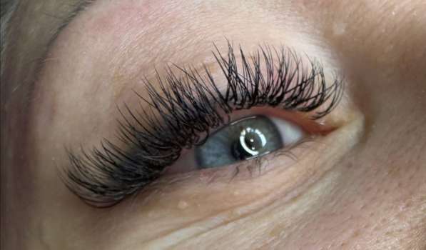 Наращивание ресниц в Саратове фото 3