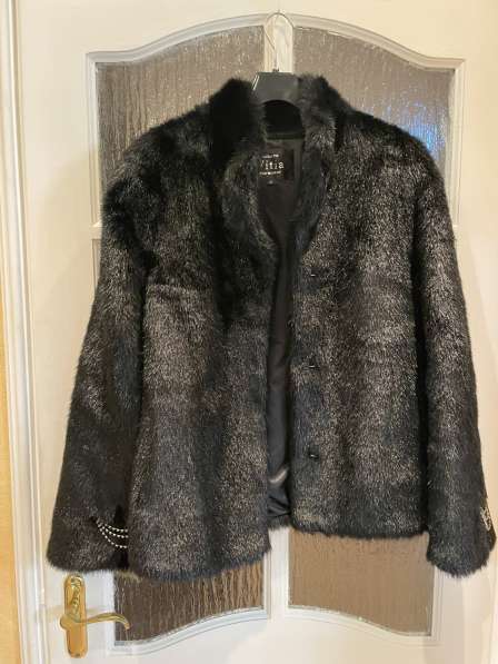 Женская верхняя одежда в Калининграде фото 3