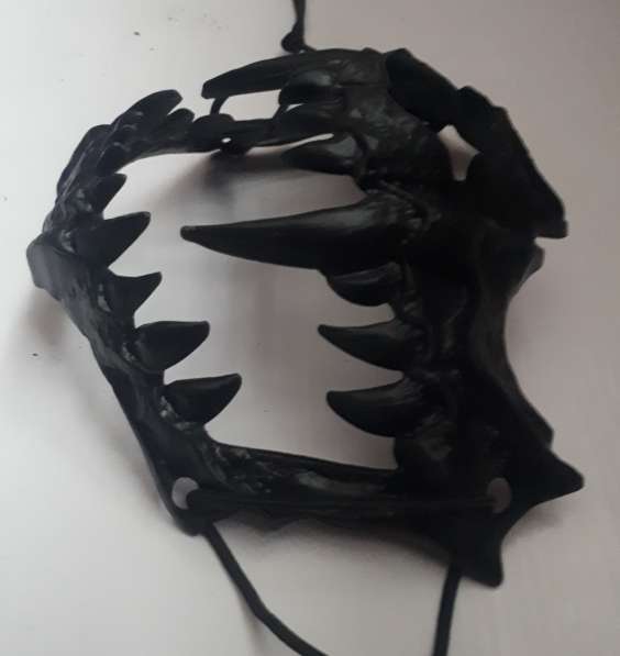 Маска челюсть, черная в Кемерове