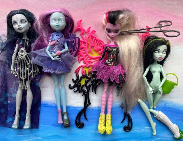 Куклы монстер хай в Москве