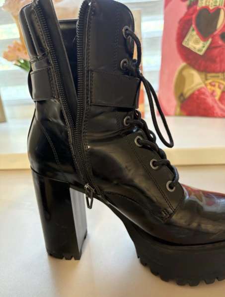 Ботинки на большом каблуке в Тюмени фото 3
