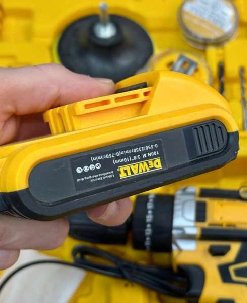 Шуруповерт dewalt в Махачкале