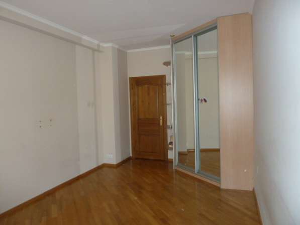 Продается 2-х комнатная квартира, Серова, д13 в Омске