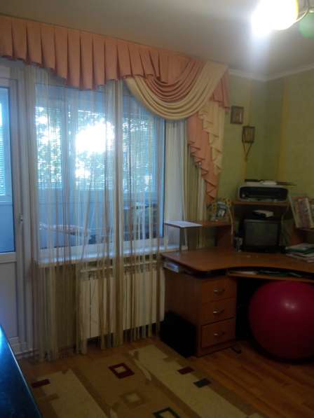 Продам 4 комнатную квартиру на ПОР 32 в Севастополе