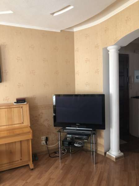 Продам 3-хкомнатную квартиру в Горловке (Сталинка) в фото 5