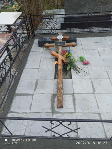 Благоустройство место захоронения в Челябинске фото 3