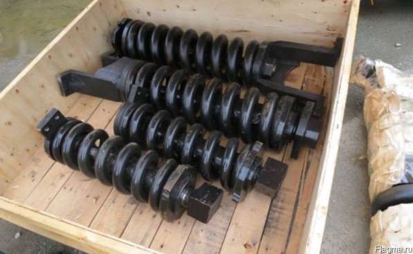 Механизм натяжения Komatsu PC300-7, 207-30-74124