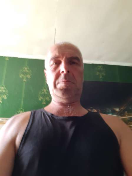 Владимир, 47 лет, хочет пообщаться