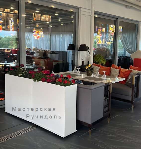 Декоративные напольные кашпо в Москве фото 5