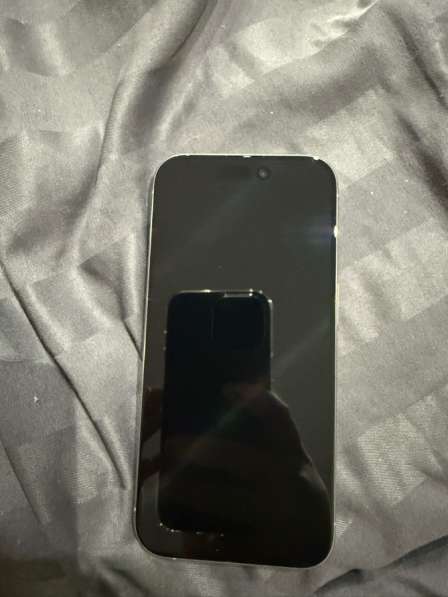Продам iPhone 15 Pro 256gb