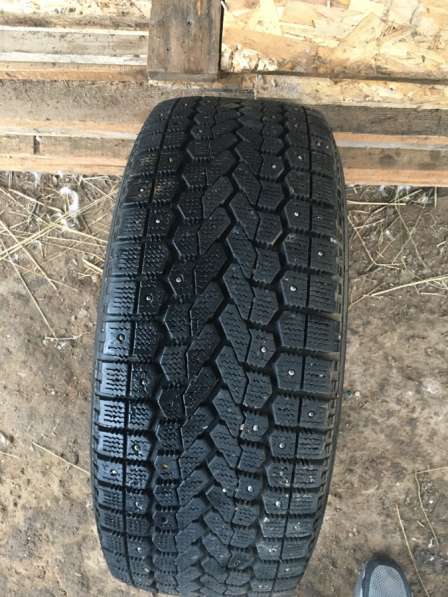 Продаю зимнюю резину R16