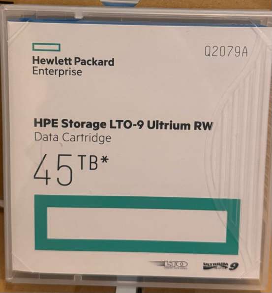 Картридж для ленточных накопителей LTO9 Ultrium RW